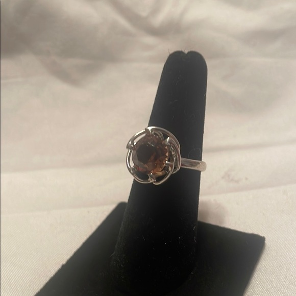 Elegant Sterling Silver Ring with Brown Gemstone - Picture 1 of 2